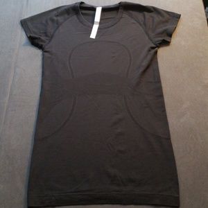 Lululemon Swiftly Tech Short Sleeve Black